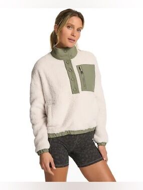 Vuori Cozy Sherpa Popover Cream/Green Size Large